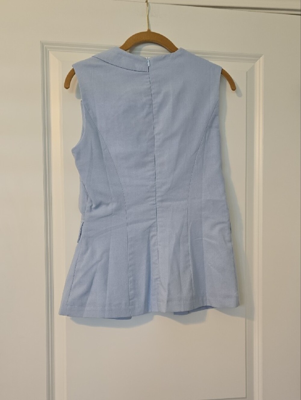 Commense Light Blue Draped Sleeveless Vest Top Size S NWT - Picture 6 of 14